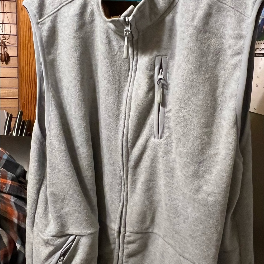 Men's Gray Fleece Vest